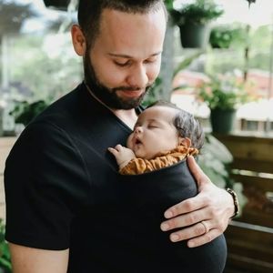 Lalabu Black Dad Shirt Kangaroo Pocket Baby Carrie